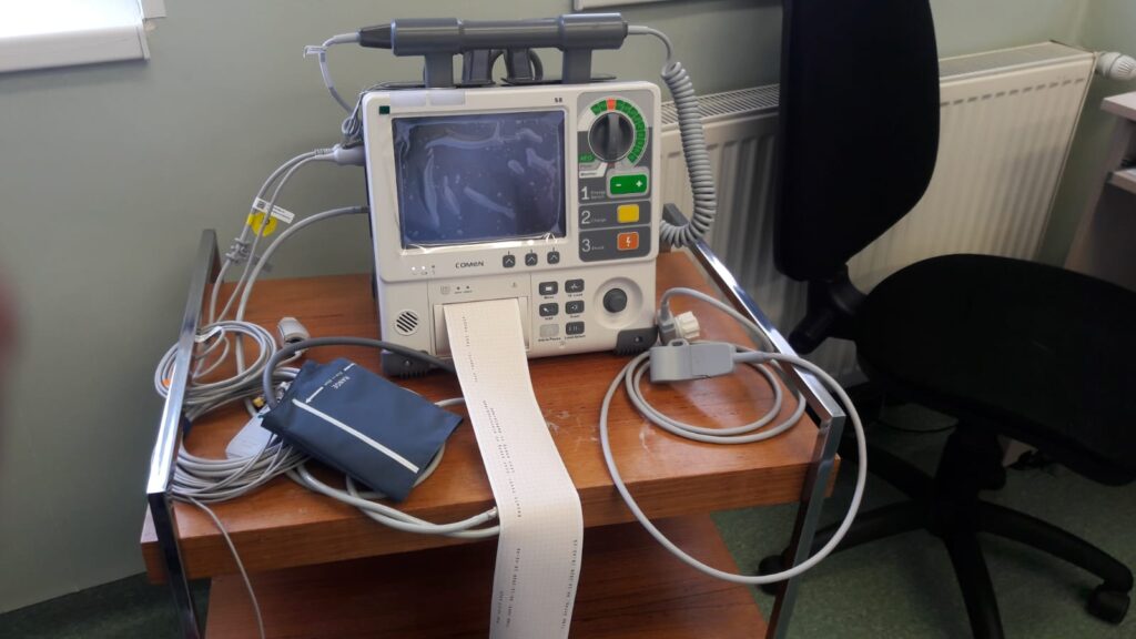 Defibrilator_S8_Comen